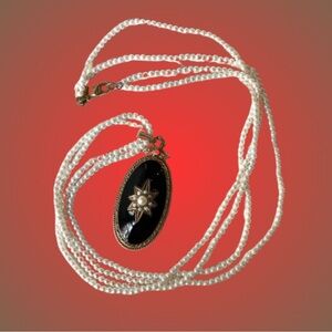 Vintage 1928 Edwardian style faux pearl & enamel necklace romantic